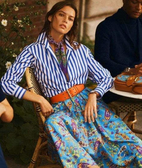 Mixed Prints Outfit, Twill Skirt, Ralph Lauren Style, Style Inspiration Spring, Boho Chic Outfits, Causual Outfits, Ralph Lauren Collection, Silk Twill, Mixing Prints