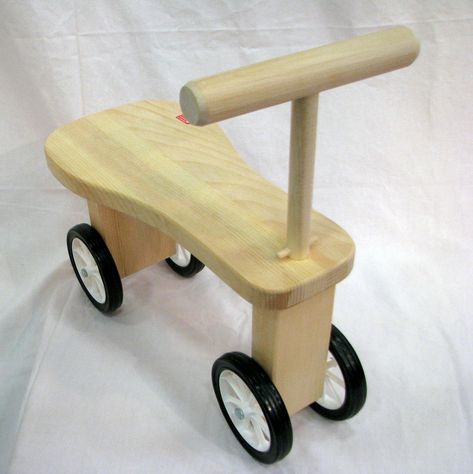 Wooden Ride On Toys, Wood Toys Diy, Wood Baby Toys, Natural Wood Toys, Wooden Toy Cars, Wooden Bike, Making Wooden Toys, Wood Toys Plans, Kids Ride On Toys