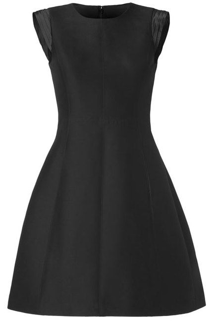 Little Black Dresses - Designer Black Dresses - ELLE Designer Black Dress, Lil Black Dress, Look Office, Little Black Dresses, Online Closet, Cap Sleeve Dress, Classic Style Women, Halston Heritage, Capped Sleeve Dress