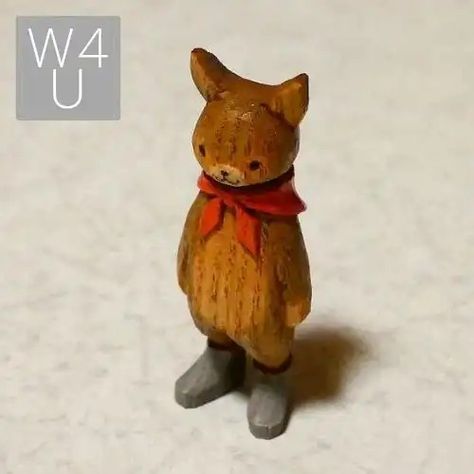 Wood Carving Ideas For Beginners, Easy Wood Carving Ideas, Easy Wood Carving, Wood Carving Ideas, Wood Carving Projects, Carved Wooden Animals, Whittling Projects, Carving Projects, Simple Wood Carving