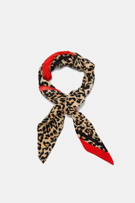 Image 2 of PLEATED LEOPARD PRINT SCARF from Zara Leopard Print Accessories, Zara Scarf, Winter Shopping, Leopard Print Scarf, Printed Shirt Dress, Designer Crossbody Bags, New Fashion Trends, Look Alike, Zara Dresses