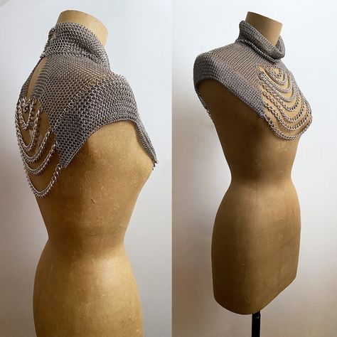 Falconiere Cowl Neck Capelet High Neck Chain Mantle - Etsy Australia Chainmail Outfit, Layer Sleeves, Scale Mail, Shoulder Jewelry, Neck Chain, Chain Mail, Fantasy Fashion, Etsy Australia, Cowl Neck