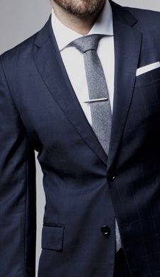 Dark Blue Suit, Suit Combinations, Navy Blue Suit, Navy Suit, Grey Tie, Groomsmen Attire, Well Dressed Men, Groom Style, Tailored Suits