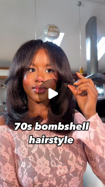 𝐸𝓁𝓁𝑒 💋🖤 on Instagram: "I am infatuated with the 70s ngl to ya!  • • • • #hairstyleideas #70shair #hairstyleoftheday #hairstyletutorial #hairstylevideo" 70s Natural Hair, 70s Hairstyle Black Women, Womens 70s Hairstyles, 70s Black Women Hairstyles, 70s Women Hairstyles, 70s Hairstyles Black Women, Farrah Fawcett Hair Black Women, 70s Hair Women, 70 Hair Styles 1970s Disco