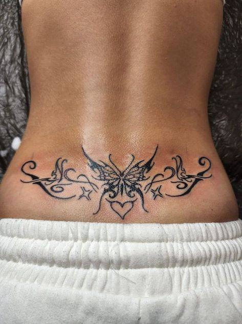 Black Tramp Stamps, Lower Back Tattoos For Women Butterflies, Y2k Lower Back Tattoo, Side Of Stomach Tattoo For Women, Lower Back Tattoo Women, Low Back Tattoos, Low Back Tattoo Women, Tattoo Ideas Female Cute, Trampstamp Tattoo