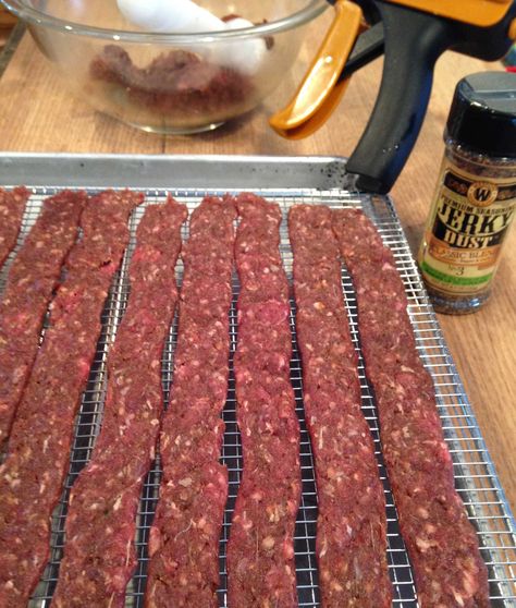 Learn the best way to prepare safe, healthy venison jerky in a kitchen oven while using ground deer meat. Ground Beef Jerky, Ground Beef Jerky Recipe, Jerky Recipes Dehydrator, Deer Jerky Recipe, Venison Jerky Recipe, Beef Jerky Recipe, Elk Recipes, Venison Jerky, Jerky Recipe