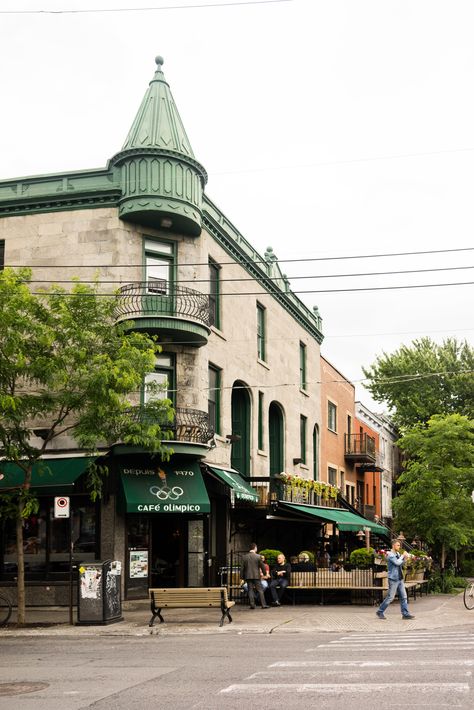 Mathilde Core, Montreal Aesthetic, Mile End Montreal, Vintage Montreal, Sports Bars, Mile End, City Summer, Soft Spot, Baseball Game