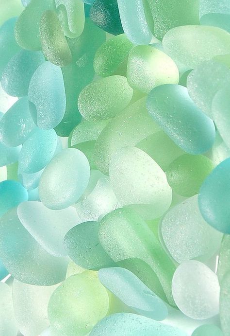 Color Study: Seaglass {Details Blog} Mermaid Colours, Mint Aesthetic, Mint Green Aesthetic, Glass Pebbles, Sea Glass Beach, Blue Sea Glass, Green Sea, Color Studies, Sea Glass Art