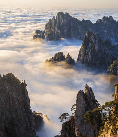 Mountain Scenery, Huangshan Mountains, Chinese Mountains, Mountains Aesthetic, Mountain Aesthetic, Huangshan, Foggy Mountains, Ancient Village, Chinese Landscape Painting