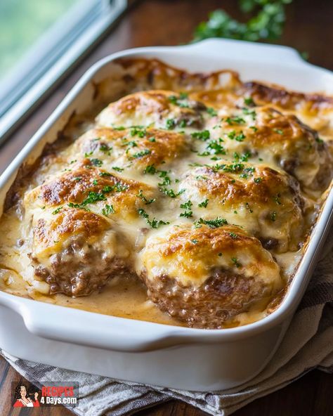 Amish Hamburger Steak Bake Hamburger Swiss Steak Recipes, Amish Steak Bake, Hamburger Steak Bake, Amish Hamburger Steak, Baked Beef Recipes, Recipes With Hamburger Patties, Hambermeat Dinners, What To Do With Hamburger Meat, Low Calorie Hamburger Recipes