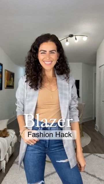 Plastic Hair Ties, Blazer Sleeves, Clothes Hacks, Blazer Outfits For Women, Save For Later, Interview Outfit, Tag Your Friends, Daily Style, Kendall Jenner Style