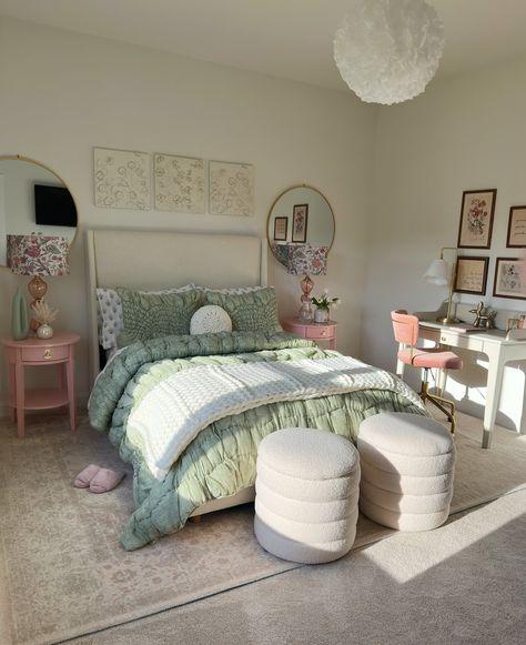 Baby girl’s reaction to her new room was priceless 🥹 She loves it 💕 Comment SHOP below to receive a DM with the link to shop this post on my LTK ⬇ https://liketk.it/4KR3t or click the link in my bio! Home decor, girls bedroom, boucle, pink lamps, upholstered bed. Amazon finds, pottery barn, pottery barn teen, target home. #ltksummersales #ltksalealert #ltkhome #homedecor #girlsbedroom #potterybarn #potterybarnteen #targetfinds #amazonfinds #targethome #amazonhome Pastel Boho Bedroom, Boho Teen Bedroom, Pink Lamps, Teens Bedroom, Room Girl, Target Home, Teen Girl Bedroom, Aesthetic Pics