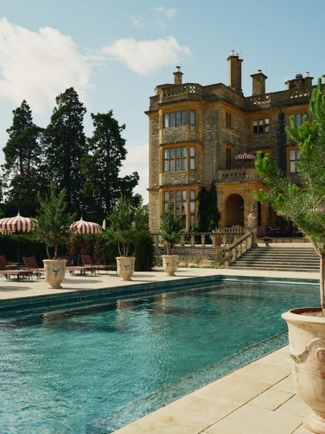 Estelle Manor review: The Oxfordshire hotel and private member's club that will appeal to honeymooners and families alike - Country Life Scout Guide, Country Hotel, Spa Interior, The Scout, Vacation Inspiration, Countryside House, Spa Offers, The Cotswolds, Country Estate