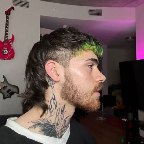 Mullet Coloured Hair, Mens Mullet Styles, Mens Alt Mullet, Cute Mohawk Hairstyles, Split Dye Mullet Men, Mens Shaved Sides Hairstyles, Alt Men Haircut, Mullet Hair Color Ideas Men, Edgy Mullet Mens