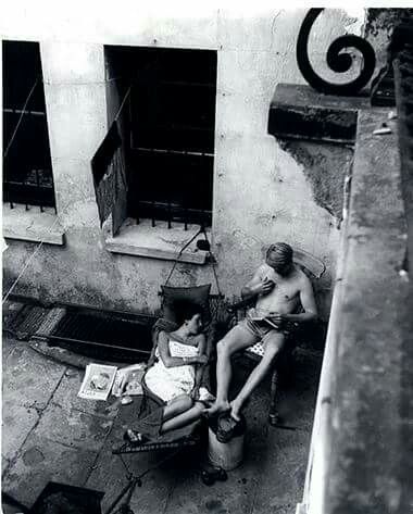 Jewelry Shop Window, Roger Mayne, North Kensington, Love In London, London Museums, Man Standing, Foto Art, The Basement, London Love