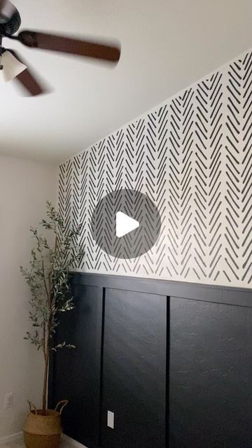 Zara Ann | Decor • DIY • Lifestyle • Hosting • Holidays on Instagram: "Look there’s nothing wrong with splurging on wallpaper. Heck I want to get some for other rooms in my home. However, I did this room when we had a massive water leak in our kitchen so money was pretty tight. I found this stencil for only $40 versus a similar wallpaper that was going to cost around $350. I honestly love how this paint stencil came out because I was able to have the off-white color show through underneath versus a plain white color that was on the wallpaper. 

DIY is all about knowing when to budget and when to splurge and this was a perfect example of that. 🔗 in bio ✨

Follow along as I renovate, decorate, and make this house a home 🤍

#budgetdiy #budgetfriendly #onabudget #houserenovation #houseremode Half Wallpaper Half Paint, Half Wallpaper, Black Stencil, Paint Stencil, Basement Redo, Wallpaper Diy, Wallpaper Nursery, Hosting Holidays, On Wallpaper