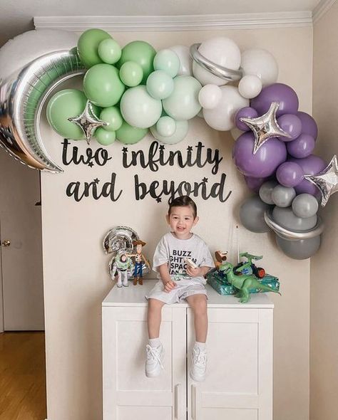 Buzz Lightyear Two Infinity And Beyond, Twin Finity And Beyond Birthday, Two Infinity And Beyond Birthday Balloons, Too Infinity And Beyond Birthday Party, Buzz Lightyear Balloons, Neutral Disney Birthday, Buzz Lightyear First Birthday, Buzz Lightyear Decor, Birthday Boy 2nd Party Themes