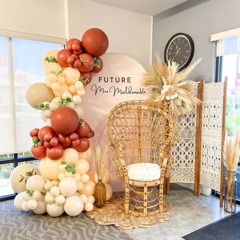 Lilly on Instagram: "Future Mrs. Maldonado 💍 Balloon Styling/ Arch Wall @airygarlands Pampas Arrangement @airygarlands Peacock chair/ macrame divider/ jute rug pampas vases @thebohothrift Thank you so much for letting us be part of this special moment. • • #airygarlands #balloonstylist #balloonstyling #luxuryballoons #bridalshower #futuremrs #bridetobe #balloondecor #bohostyle #bohodecor #yubacityballoons #eventstyling" Peacock Chair Backdrop, Peacock Chair Bridal Shower Ideas, Macrame Divider, Peacock Chair Decor, Pampas Arrangement, Balloon Styling, Baby Shower Chair, Chair Macrame, Denim Party