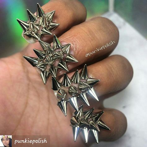 By #punkiepolish on Instagram #Goth Nails Just for Fun!! #UniqueNailDesigns ..#funnails #nails #nailart#nailcharms #spikes#nailartdesigns#nails #naildesigns#naildecor#nailstyle #nailartist#goth#punk#decor Spikes On Nails, Spikey Nails, Spiked Nails, Spike Nails, Punk Decor, Weird Girl, Punk Nails, Goth Nails, Goth Punk