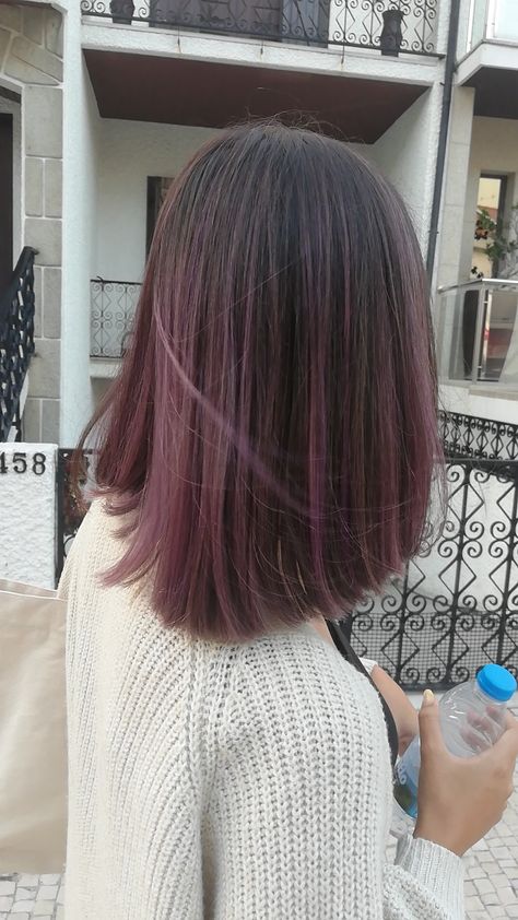 Lavender Hair Colour On Black Hair, Hair Colours For Straight Hair, Hair Colour Straight Hair, Hair Colour For Straight Hair, Streaks On Black Hair, Pink Lowlights In Brown Hair, Straight Hair Dye, Lavender Ombre Hair, Lavender Hair Highlights