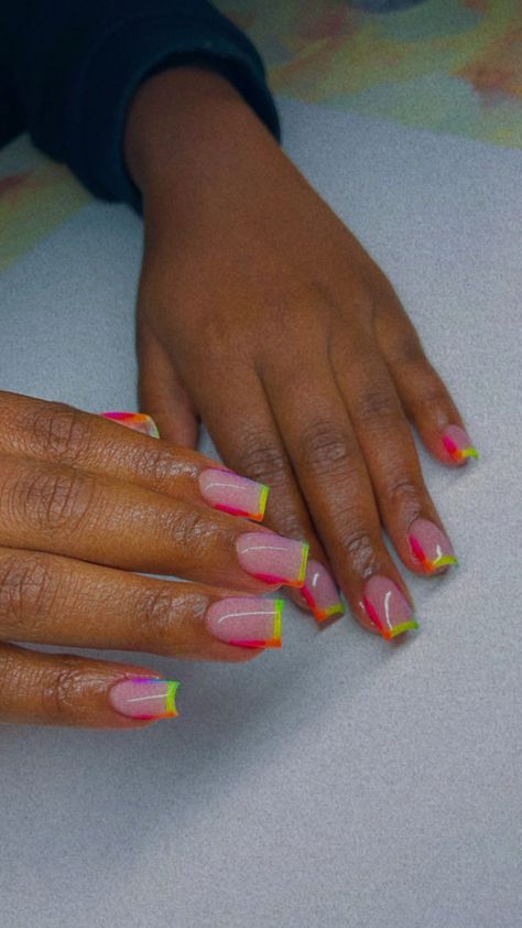 Short Summer Nails Black Women, Super Short Nails Ideas Simple, Nail Compilation, Flames Nails, Nail Polish Ideas Easy, Nails Black Women, Colourful Acrylic Nails, Feet Nail Design, Short Acrylics