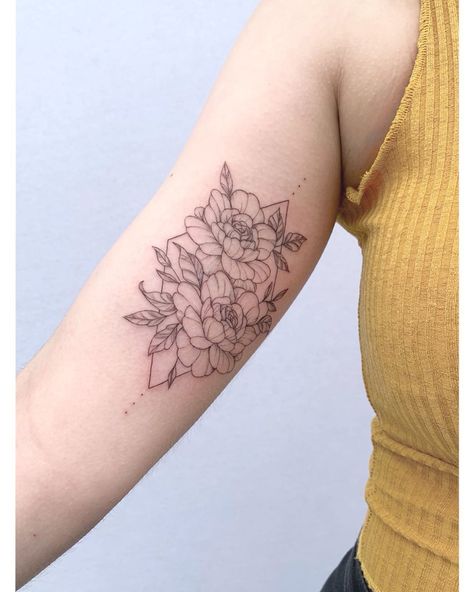 Inner Upper Arm Tattoos, Feminine Arm Tattoos, Inside Bicep Tattoo, Bicep Tattoo Women, Inside Of Arm Tattoo, Tattoo Placement Arm, Tricep Tattoos, Inner Arm Tattoos, Inner Bicep Tattoo