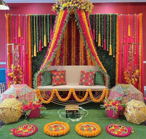 Mehndi Ceremony Decorations, Mehendi Night, Haldi Ceremony Outfit, Mehendi Decor Ideas, Mehendi Decor, Wedding Decor Photos, Mehndi Ceremony, Desi Wedding Decor, Mehndi Decor