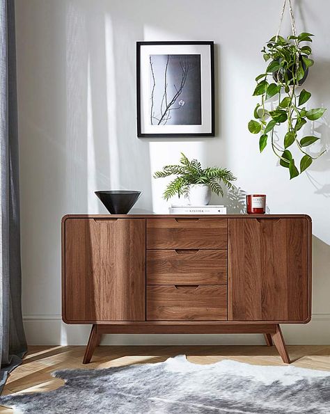 With its beautifully curved retro edges and handleless design, the Oslo Living Range combines practicality and style. The Large Sideboard features 2 cupboards and 3 central drawers, perfect for keeping your essentials tucked away neatly. Side Boards And Buffets Living Room, Side Board Decor Ideas, Side Board Decor, Sideboard Bedroom, Wooden Sideboard Cabinet, Living Room Buffet, Sideboard Walnut, Living Room Cupboards, Sideboard Styles