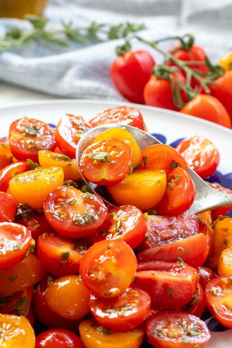 This balsamic tomato salad is light, delicious and refreshing. Made with juicy, seasonal tomatoes and a simple balsamic dressing this healthy salad is ready in minutes. So if you are looking for and easy salad recipe then this is the tomato salad for you. Perfect as a side dish, light lunch, or appetiser, this summer salad is bursting with flavour and nutrients. Tomato Salad Recipes, Lunch Inspiration, Bbq Sides, Side Dishes For Bbq, Easy Salad, Low Cal Recipes, Balsamic Dressing, Light Lunch, Healthy Salad