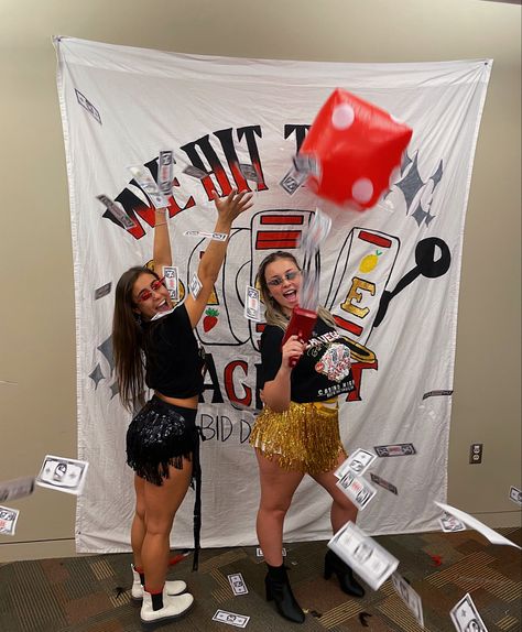 Las Vegas Bid Day Theme, Dphie Bid Day, Vegas Sorority Theme, Casino Bid Day, Vegas Bid Day Theme, Vegas Bid Day, Vegas Attire, Sorority Themes, Recruitment Themes