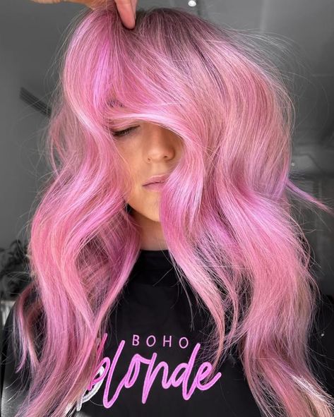 Cool Pink Hair, Color For Black Hair, Wigs Hairstyle, Bubblegum Pink Hair, Pink Hair Streaks, Pink And Orange Hair, Dark Pink Hair, Rose Pink Hair, Pink Hair Ideas