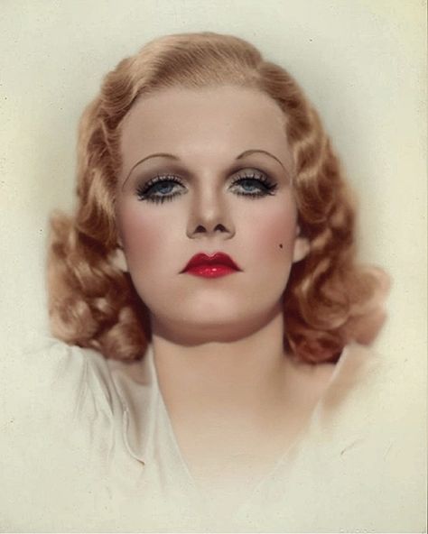 Jean Harlow Aesthetic, 1920 Hollywood Glamour, Old Hollywood Eye Makeup, 1920s Lips, 1930 Makeup Look, 1930s Actresses, 1920s Updo, 1930 Makeup, Vintage Makeup 1920s