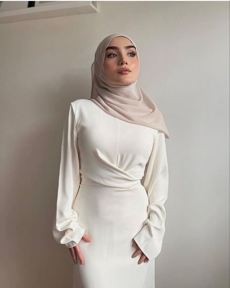 Graduation Dress University Hijab, Graduation Outfit Ideas University Hijab, Graduation Outfit Ideas Hijab, Outfit Ideas Church, Graduation Dress University, Graduation Outfit Ideas University, Brown Dresses Outfit, Preppy Summer Dress, Graduation Outfits For Women