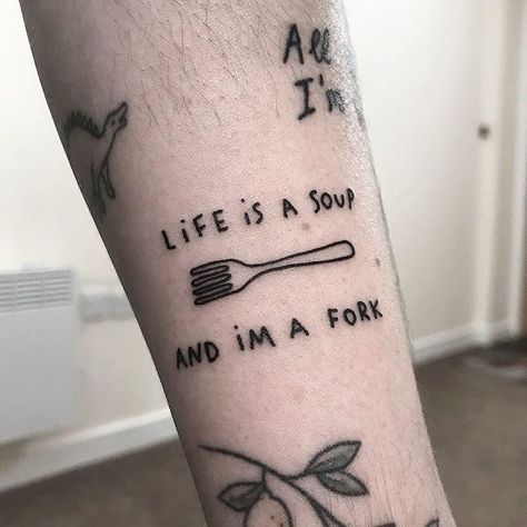 Worse Tattoos Ever, Ignorant Art, Ignorant Tattoo, Tattoo Kids, Quotes For Tattoos, Ignorant Style Tattoo, Visuell Identitet, Sharpie Tattoos, Cute Little Tattoos