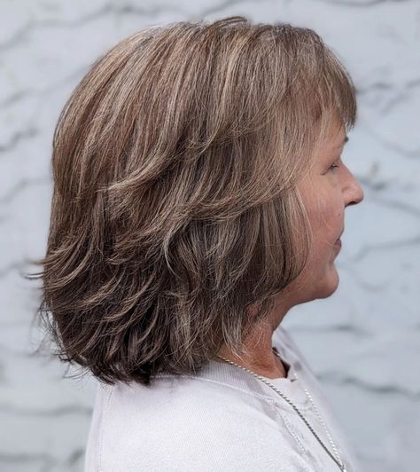 Over 50 Medium Layered Hairstyle for Thick Hair Hairstyle For Women Over 50, 60 Year Old Hairstyles, Medium Length Hairstyle, Hairstyles For Seniors, Medium Hairstyle, Womens Haircuts Medium, Wavy Hairstyles Medium, Haircuts For Women Over 50, Thick Wavy Hair