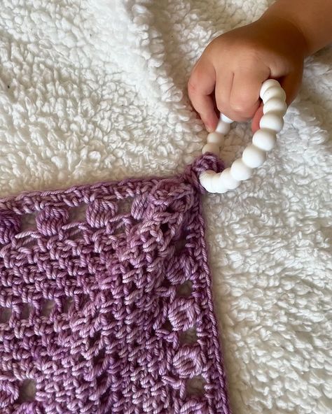 Repost from @skagitvalleycrochet 💫   When parts of a baby product need to be constantly washed, it irritates me when it’s permanently stuck to something else! Things like pacifiers attached to stuffed animals, teethers stuck to blankets or toys, etc. So not only is this lovey no-sew, but the teether can be easily removed so each part can be washed separately! Or you can skip the teether attachment and just crochet the lovey! The tester call is going out within 24 hours! Better make sure y... Pacifier Lovey, No Sew Baby, Crochet Teether, Crochet Pacifier, Craft Aesthetic, Lovey Crochet, Sew Baby, Yarn Knitting, No Sew