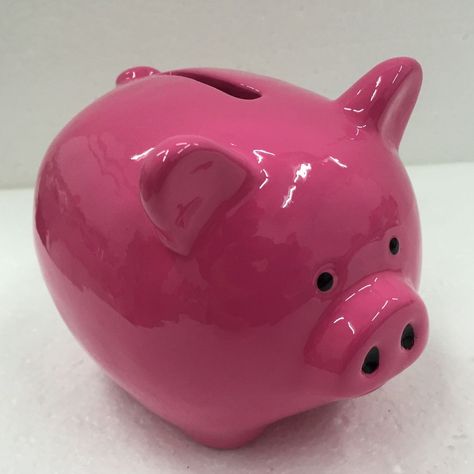 Ceramic Money Box Ideas, Clay Money Bank, Piggy Bank Aesthetic, Cool Piggy Banks, Money Box Ideas, Clay Piggy Bank, Big Piggy Bank, Money Safe Box, Money Pig