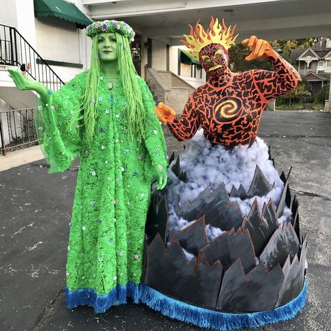 Te Fiti Te Ka costume Moana diy Halloween Moana Teka Costume Diy, Tefiti And Teka Moana, Moana Characters Costume, Te Ka Costume Diy, Ta Ka Moana, Moana Group Costume, Moana Jr Musical Costumes, Moana Float Parade, Moana Jr Props