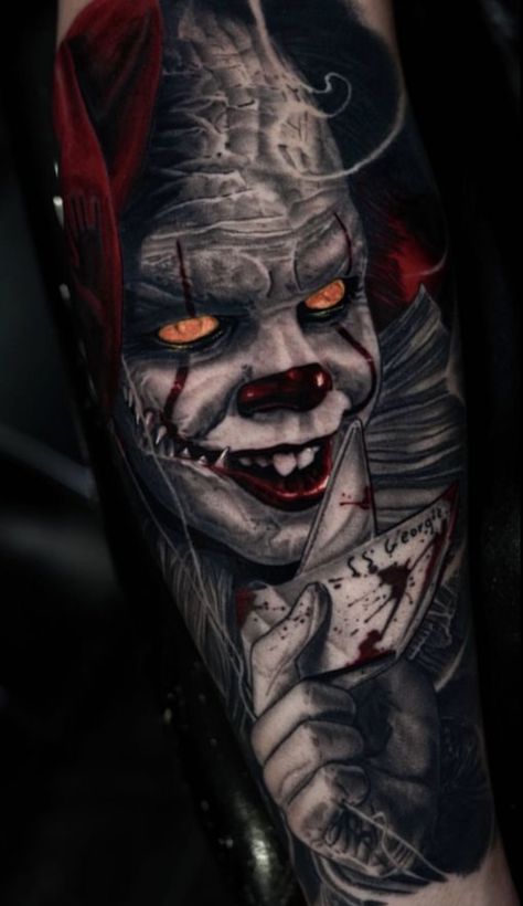 Horror Movie Tattoos Sleeve, Scary Movie Tattoos, Horror Movie Tattoos, Animal Sleeve Tattoo, American Traditional Tattoo Ideas, Traditional Tattoo Ideas, Realistic Tattoo Sleeve, Tattoos Sleeve, Movie Tattoo