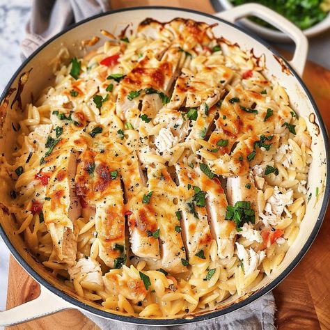 Delight in our Creamy Chicken Boursin Orzo Bake recipe, where juicy chicken meets creamy Boursin cheese and tender orzo in a luscious bake. Boursin And Orzo, Boursin Cheese Orzo Recipes, Orzo Boursin Recipes, Orzo Bake Recipes, Boursin Orzo Bake, Chicken Boursin Recipe, Chicken Boursin, Boursin Orzo, Orzo Bake