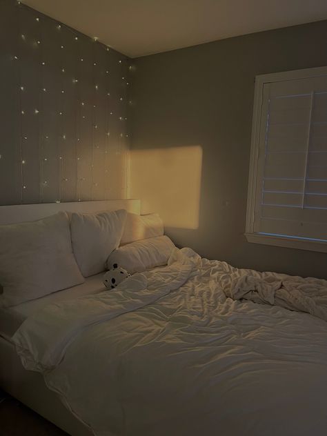 aesthetic, sunrise, cloud bed Cloud Bedroom Aesthetic Cozy, Cloudy Bedroom Aesthetic, Cloud Bed Aesthetic, Bett Aesthetic, Cloud Bedroom Aesthetic, Cloud Beds, Farmhouse Bedroom Design, Cloud Bedroom, Cloud Bed