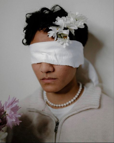 Flowers blind fold spring photoshoot Blind Fold Aesthetic, Blind Fold, Blindfold Photoshoot, Blindfolded Photoshoot, Blinds Photoshoot, Person With Blindfold, Blind Folded Woman, Spring Photoshoot, Sun Tzu