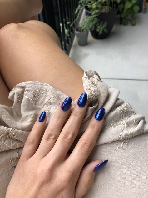 Sapphire Chrome Nails, Dark Blue Holographic Nails, Metallic Navy Blue Nails, Dark Blue Metallic Nails, Midnight Blue Chrome Nails, Chrome Navy Nails, Dark Blue Crome Nails, Chrome Dark Nails, Blue Crome Nails Almond