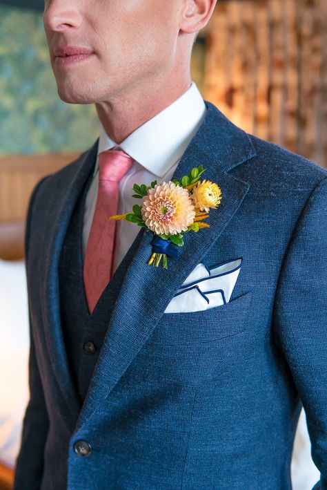 Dahlia Boutonniere Wedding, Strawflower Boutonniere, Dahlia Corsage, Grey Suit Pink Tie, Dahlia Boutonniere, Boutonniere Ideas, Bear Flowers, Mens Floral Tie, Local Color