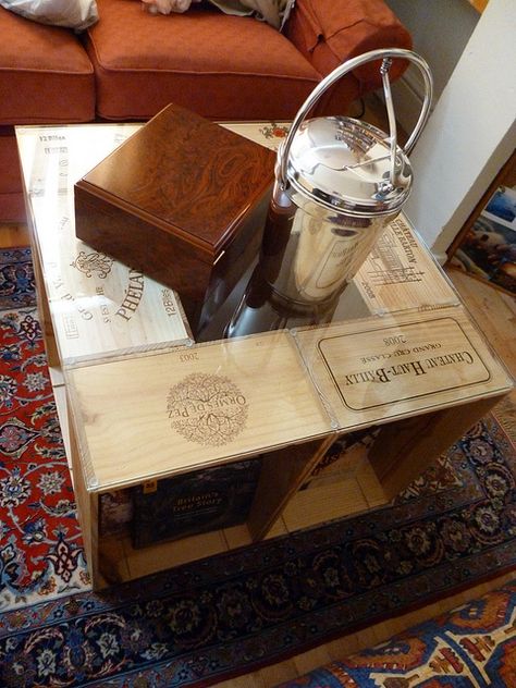 Easy DIY coffee table from wine crates | Offbeat Home Wooden Crates Tv Stand, Wine Crate Diy, Wine Crate Table, Milk Crate Shelves, Wine Crate Coffee Table, Wine Crate Furniture, Crate Tv Stand, Milk Crate Storage, Crate Crafts