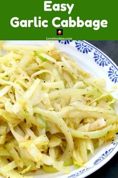 Garlic Cabbage, Cookbook Club, Cabbage Side Dish, Great British Food, Beginner Recipes, Side Items, Shredded Cabbage, Easy Skillet, Skillet Dinners