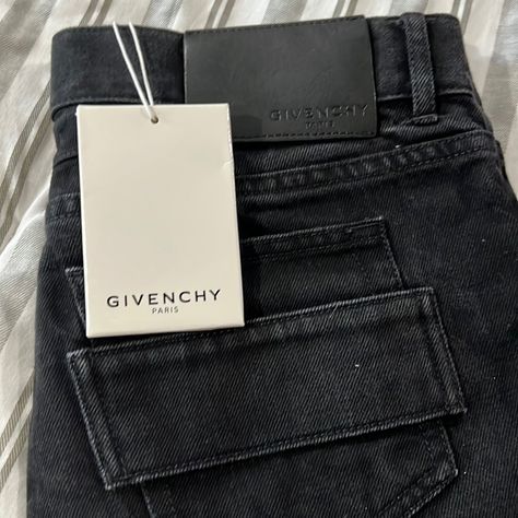 Mens Black Givenchy Jeans New With Tags Givenchy Streetwear, Givenchy Jeans, Design For Clothing, Givenchy Man, Packaging Ideas, Jeans Color, Colored Jeans, Givenchy, Packaging Design