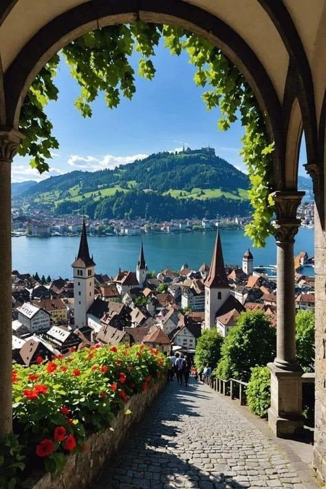 Luzern Chapel Bridge Lucerne, Switzerland Must See, Places To Go In Switzerland, Lucerne Switzerland Winter, Lucerne Switzerland Things To Do In, Switzerland Landmarks, Lucerne Switzerland Aesthetic, Switzerland Culture, Lucern Switzerland