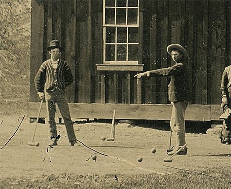 Old West Outlaws, Famous Outlaws, Old West Photos, Tintype Photos, Billy The Kid, American Frontier, Billy The Kids, Mountain Man, American West