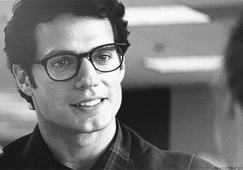 Henry Cavill in glasses Henry Cavill Superman, Henry Superman, Spirit Fanfic, Superman Henry Cavill, All The Bright Places, Love Henry, Superman Man Of Steel, Lois Lane, Batman Vs Superman